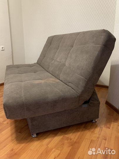 Продам диван с механизмом клик кляк