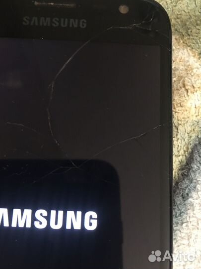 Телефон Samsung galaxy j3