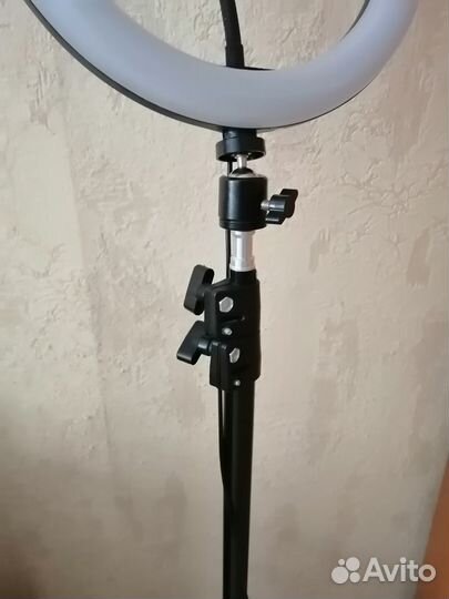 Кольцевая лампа со штативом KingRingPro