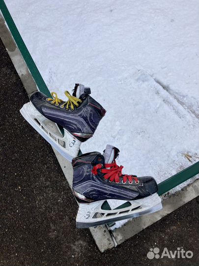 Коньки для хоккея с мячом Bauer X700 размер 37.5 D