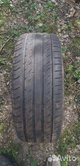 Sunfull SF-888 215/55 R17