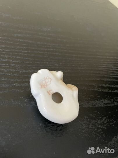 Мини фарфоровая статуэтка 