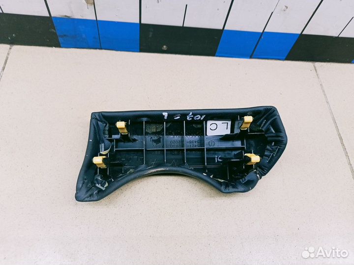 Накладка (кузов внутри) RAV 4 2013