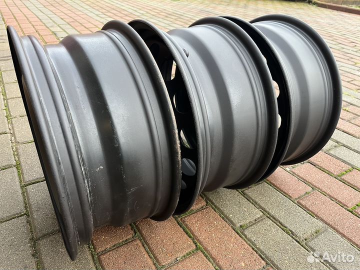 Штампованные диски R16 Volkswagen