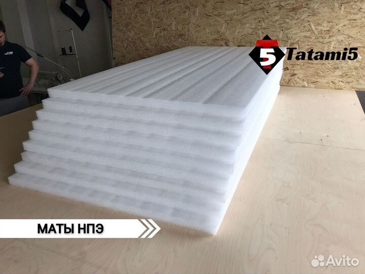 Боксерский ринг на упорах размером 5 х 5м с боевой