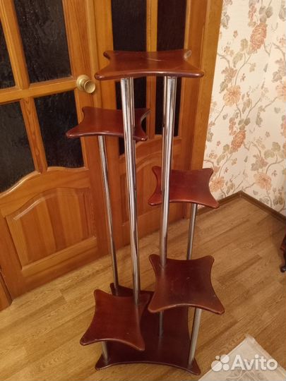 Подставка под цветы