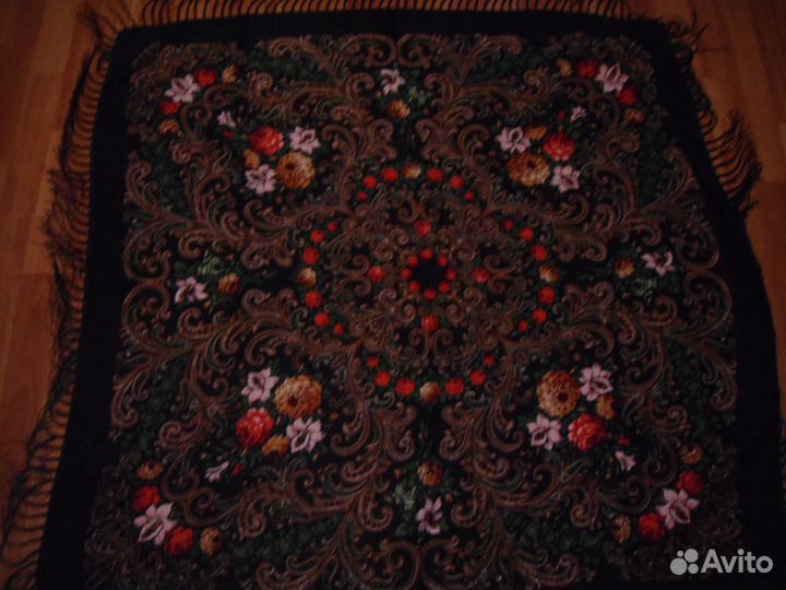 Павловопосадский платок шерсть