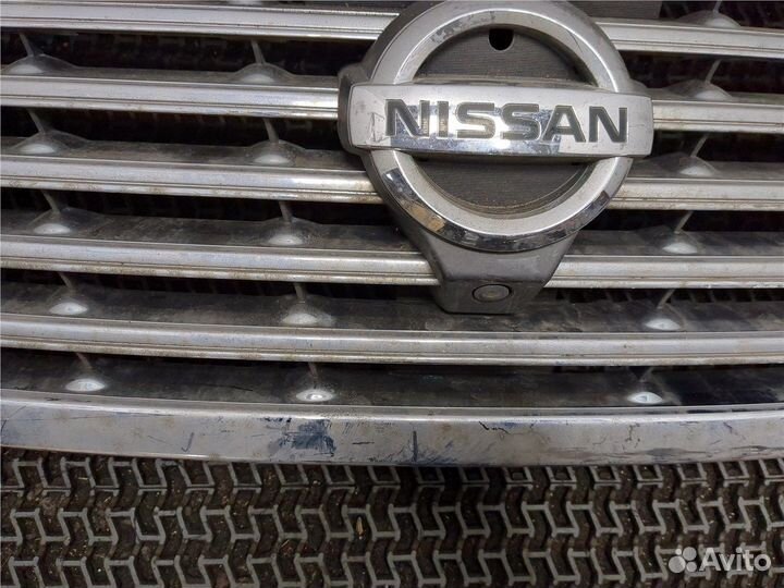 Решетка радиатора Nissan Elgrand