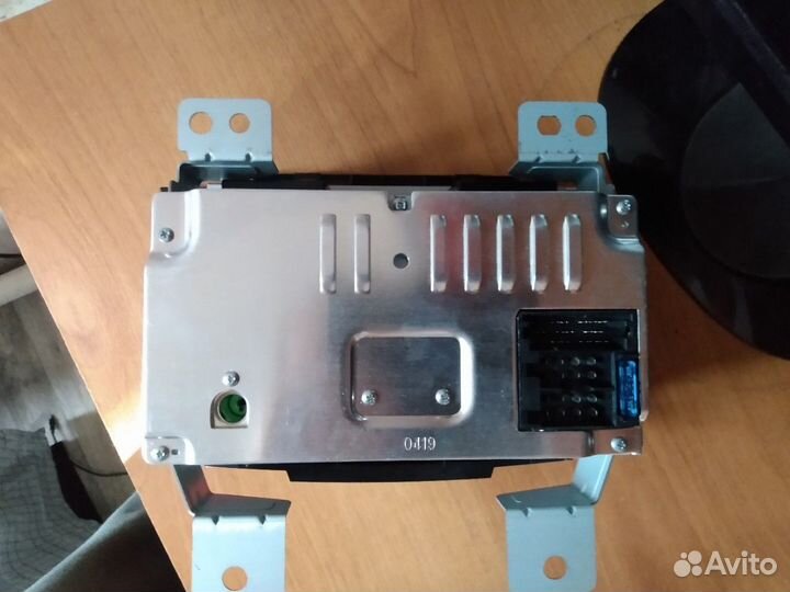 Продам автомагнитолу