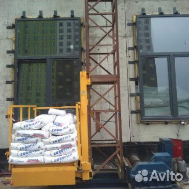 Аренда грузового мачтового подъёмника пмг 1000