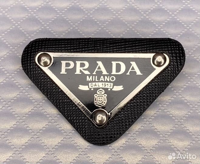 Брошь Prada lux