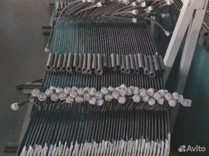 Стекло дверное правое верхнее форточка Dynopac