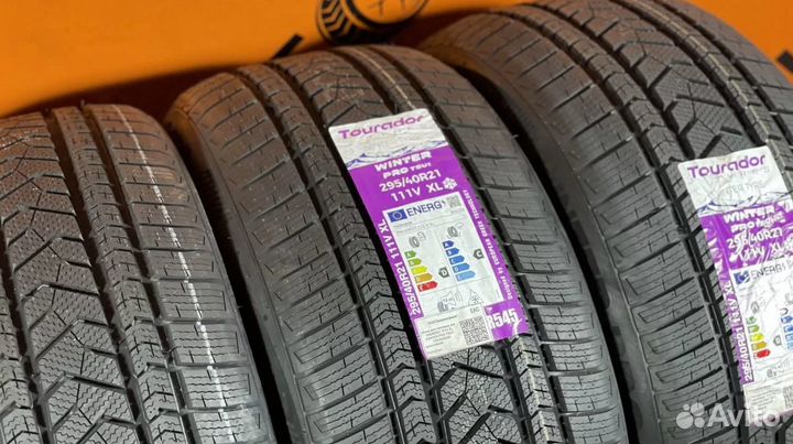 Tourador Winter Pro TSU1 295/40 R21 111V