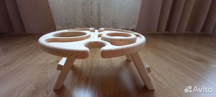 Винный столик. Винница. Винный столик с менажницой