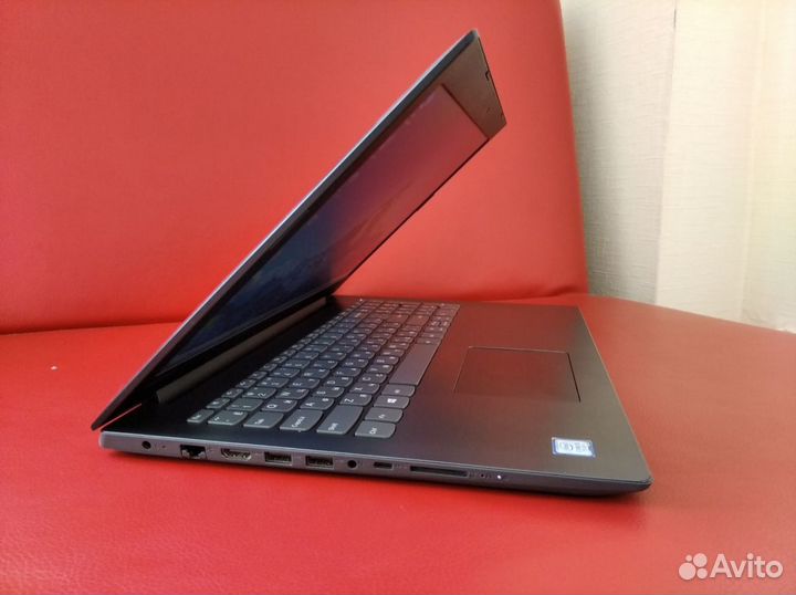 Ноутбук Lenovo Intel Core i3