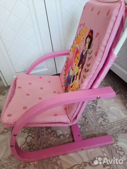 Детское кресло