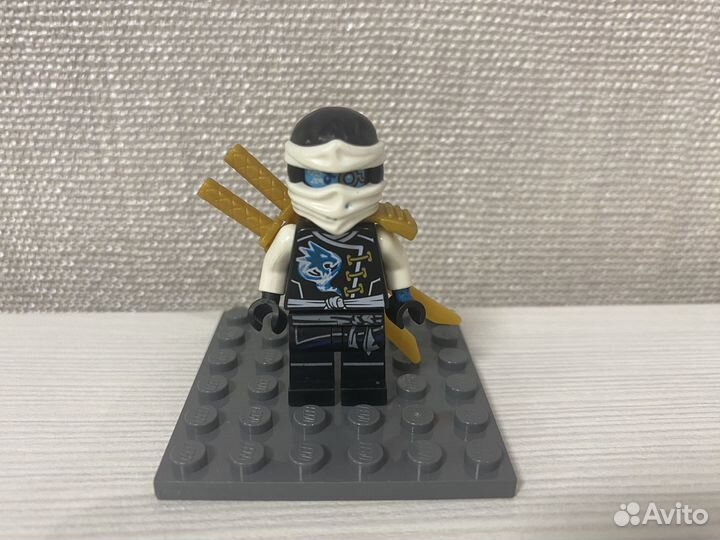 Lego фигурки