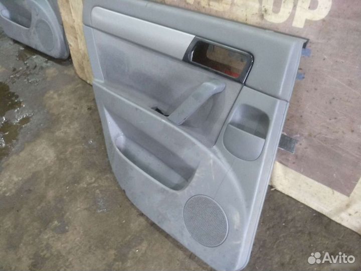 Дверная карта обшивка задняя левая Chevrolet Lacet