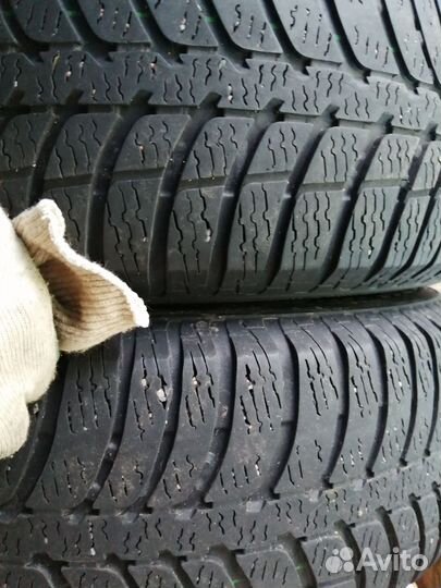 Kumho I'Zen KW23 185/65 R15