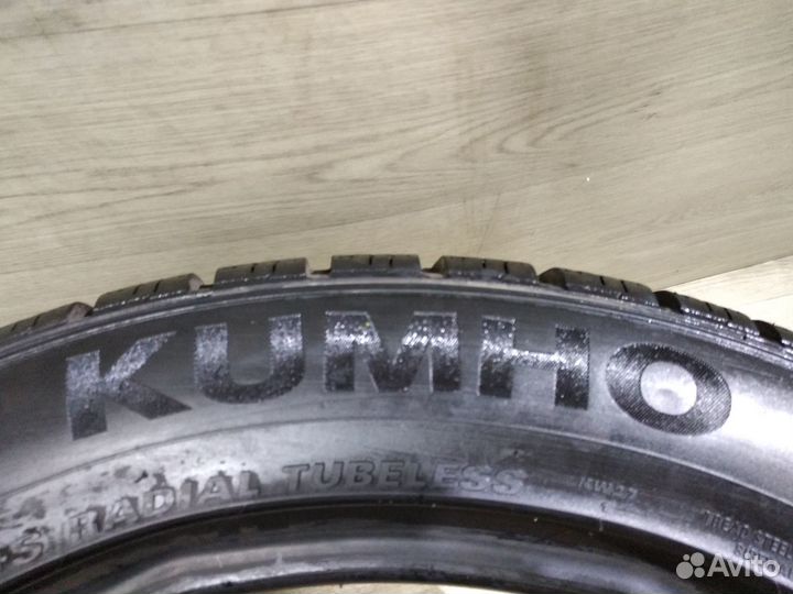 Kumho WinterCraft KW27 215/50 R17