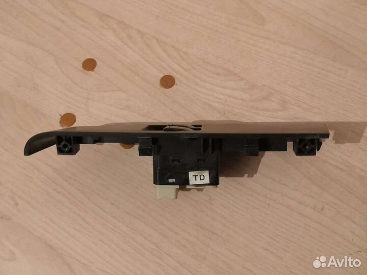 Блок управления стеклоподъемниками шевроле авео т2