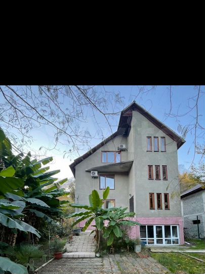 Комната 25 м² в 7-к., 4/4 эт.