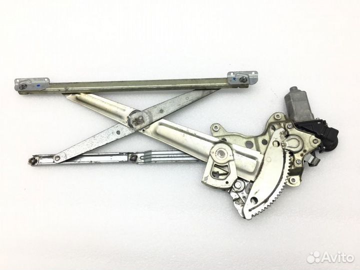 Стеклоподъемник задний правый Toyota Alphard H10