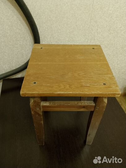 Табуретка