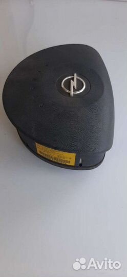 Подушка безопасности водителя Opel Corsa C