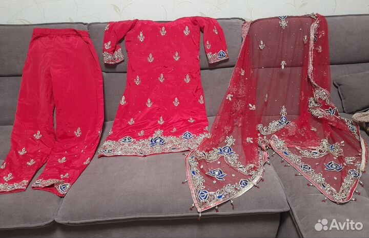 Индийский костюм женский