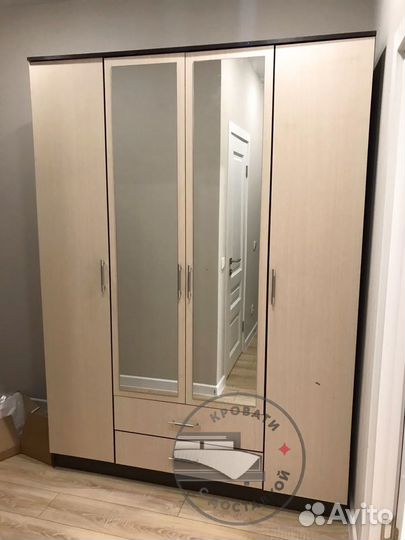 Шкаф распашной