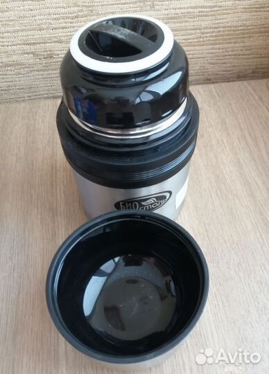 Термос с широким горлом новый 0,5 л