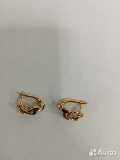 Золотые серьги