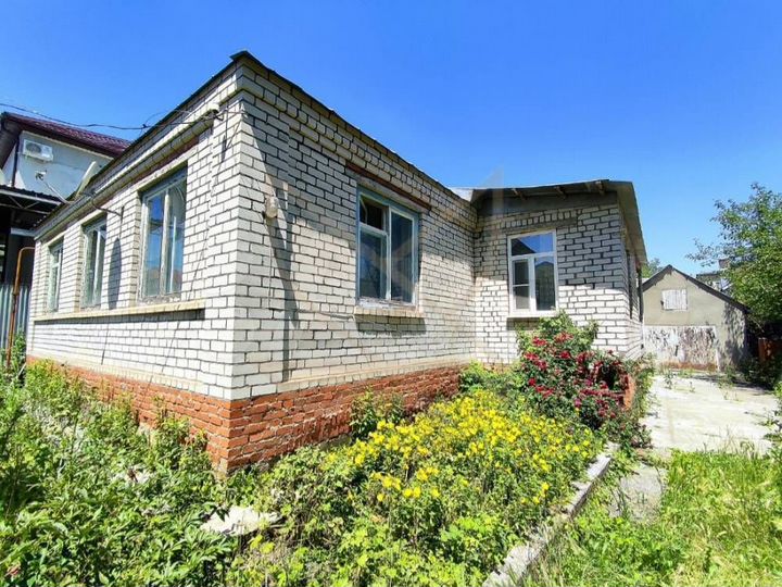 Дом 107 м² на участке 4 сот.