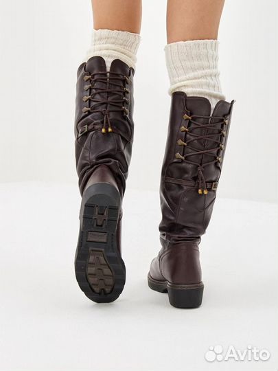 Стильные сапоги для женщин на весну