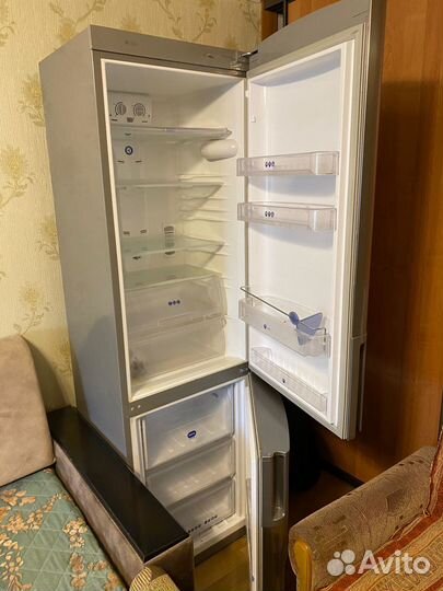 Холодильник бу whirlpool