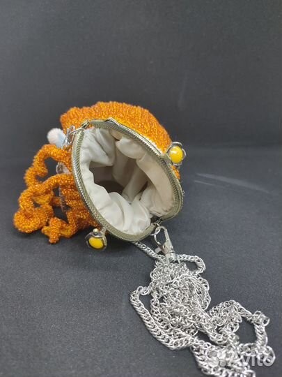 Куколка-кошелек-монетница из бисера ручной работы