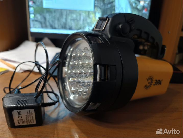 Фонарь светодиодный аккумуляторный эра FA65M