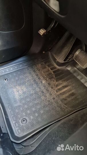 Jeep Grand Cherokee wk2 коврики резиновые