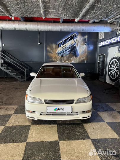 Toyota Mark II 2.0 AT, 1986, 100 000 км