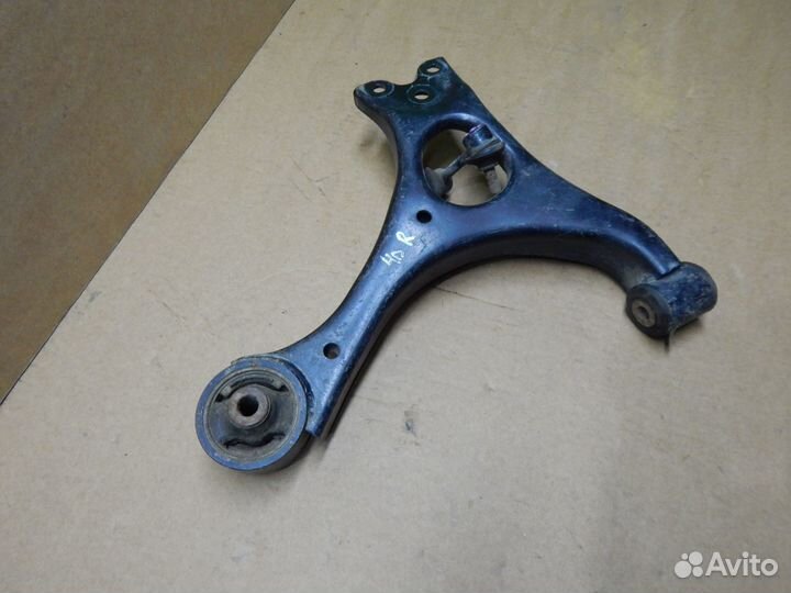 Рычаг правый Honda Civic 4d 2008