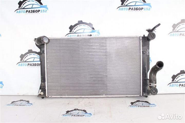 Радиатор охлаждения Toyota Avensis AZT250 2azfse