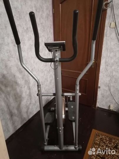 Эллиптический тренажер