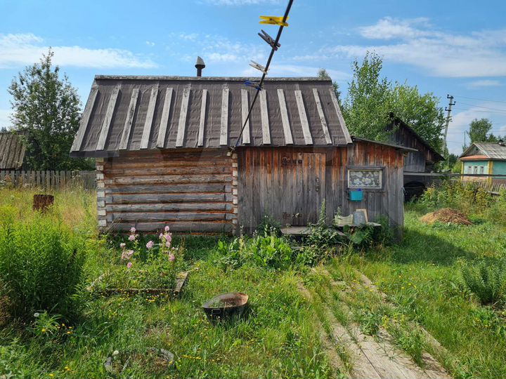 Дом 33,8 м² на участке 10 сот.