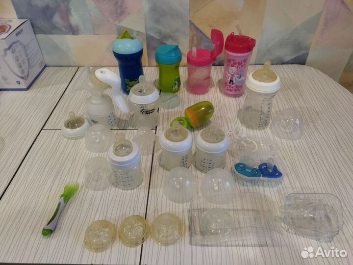 Бутылочки поильники молокоотсос соски пустышки