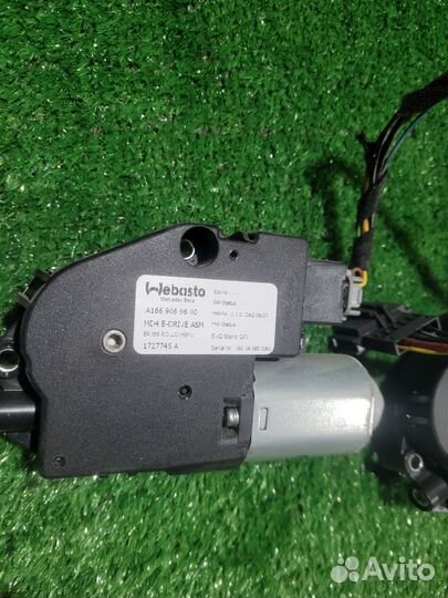 Моторчик панорамной крыши Mercedes Gle Gls w166