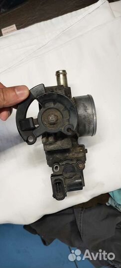 Дросильная заслонка Тойота