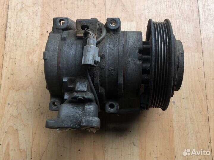 Компрессор кондиционера Toyota Avensis T22 1.8 1zz