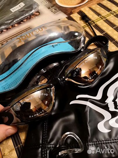 Набор для плавания. Очки, шапочка, Беруши, зажим