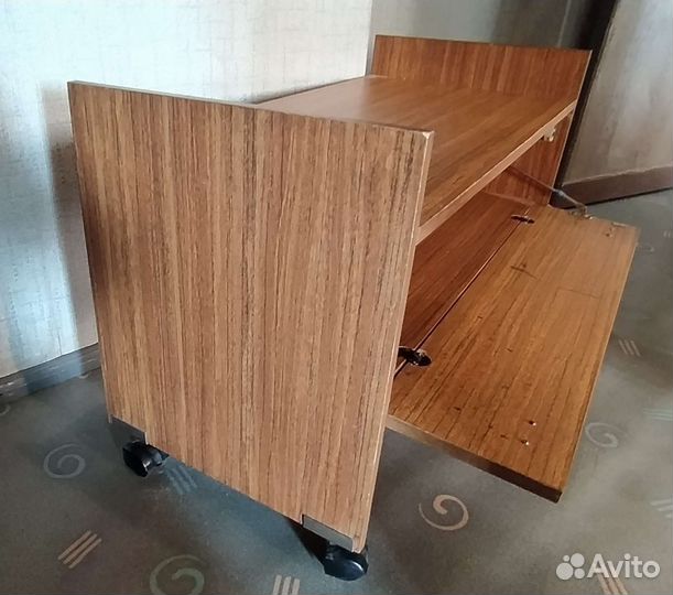 Тумба под телевизор